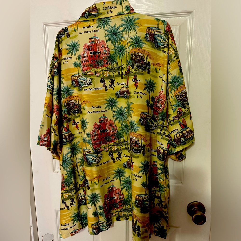 Cruise / Beach shirt. Rimasxm.com. Button down with front pocket.